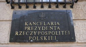 London Fashion Week: младший сын Бекхэма принял участие в показе Burberry