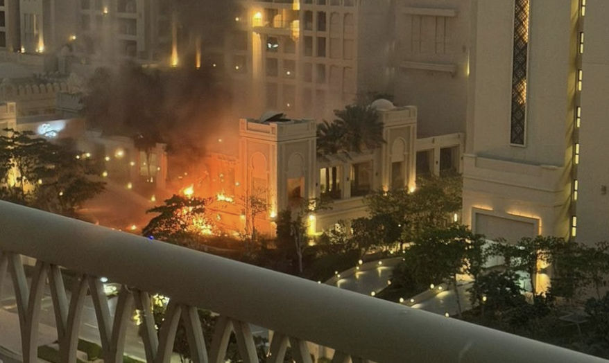 Иран перекрыл Ормузский пролив и наносит массированные удары по ключевым районам Дубая