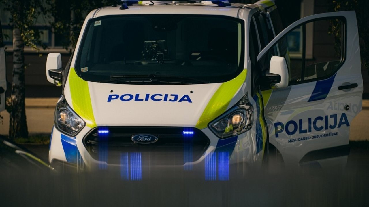 Трагедия в Резекне: отец предположительно лишил жизни своего ребенка