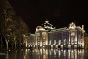 Стивен Спилберг впервые выиграл «Грэмми» и вошёл в элитный клуб обладателей EGOT