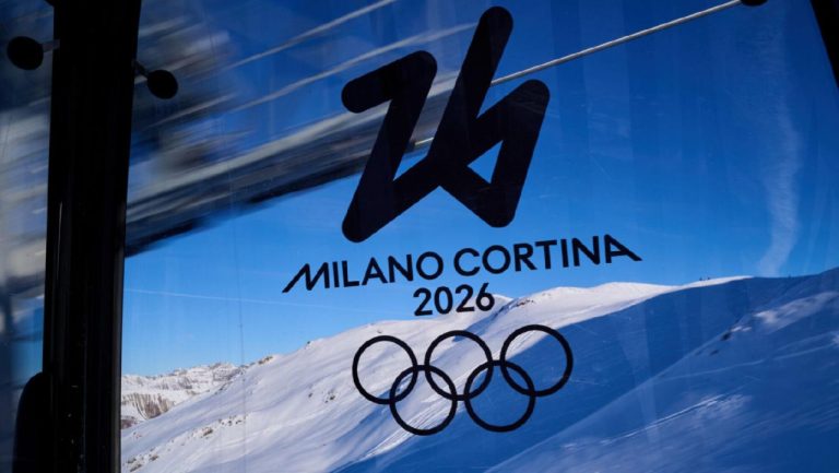 Сегодня в Италии открываются XXV зимние Олимпийские игры с рекордным участием Латвии