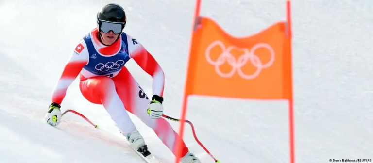 Первое золото Зимних игр-2026 взял швейцарский горнолыжник Франьо фон Алльмен