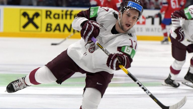 Нападающий сборной Латвии Мартиньш Дзиеркалс: «На Олимпиаде будет красивый хоккей»