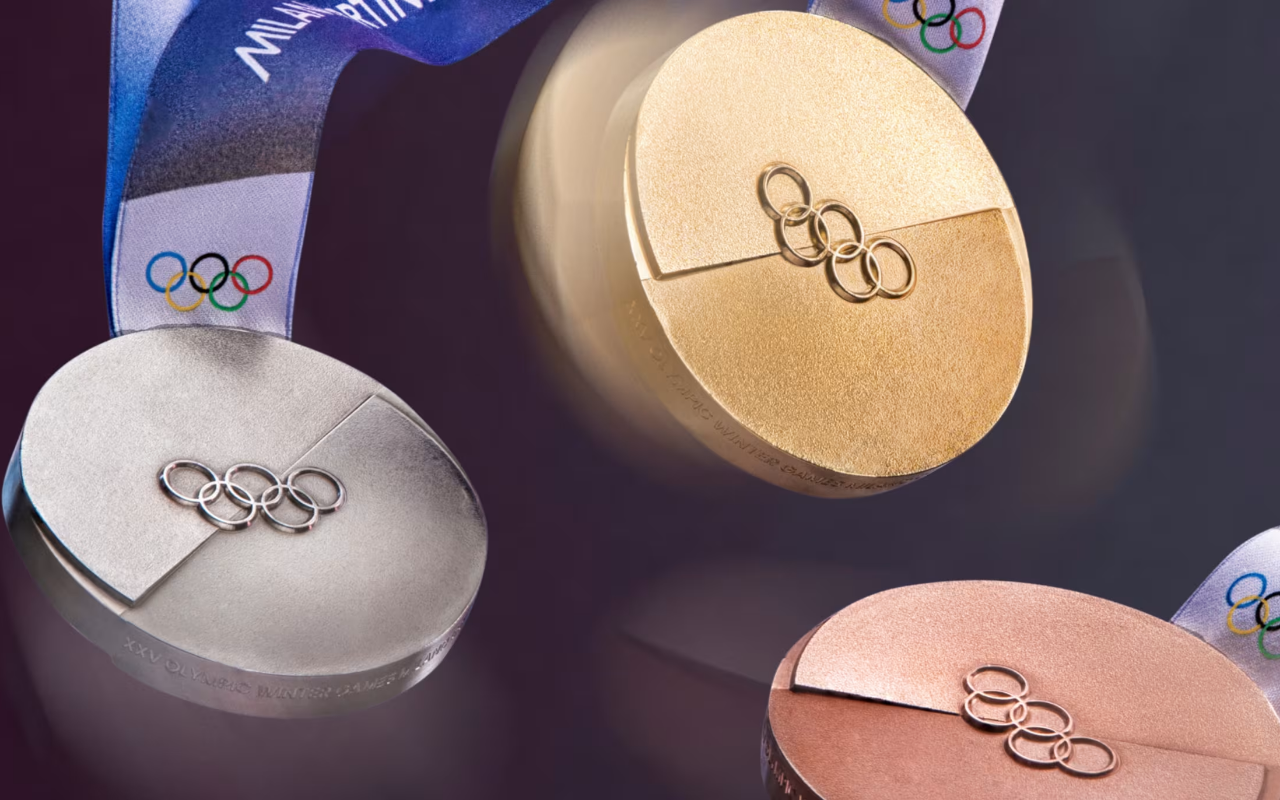 Какая страна завоевала наибольшее количество медалей в первые дни Олимпийских игр?