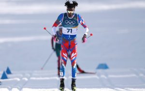 Дебют латвийских биатлонистов в смешанной эстафете на ОИ-2026: 12-е место