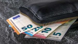 Интернет-мемы на утро 10 марта и квитанция за снег