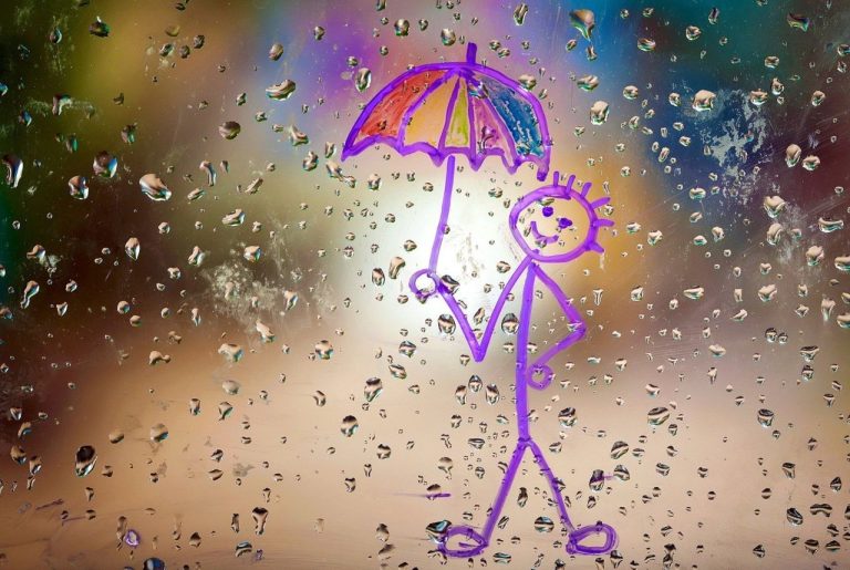 Южный ветер и дожди: каким будет четверг в Риге и регионах Латвии