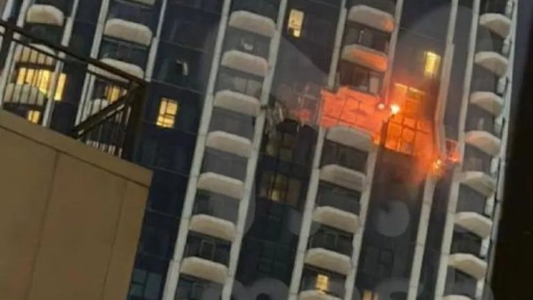 Иранский дрон упал на жилой небоскреб в Дубае: жителей срочно эвакуировали