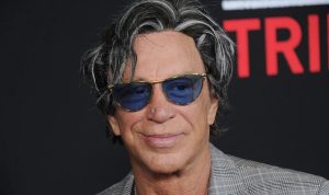 Голливудский актер Микки Рурк — СМИ сообщили о его выселении из дома в Лос-Анджелесе из-за долгов по аренде