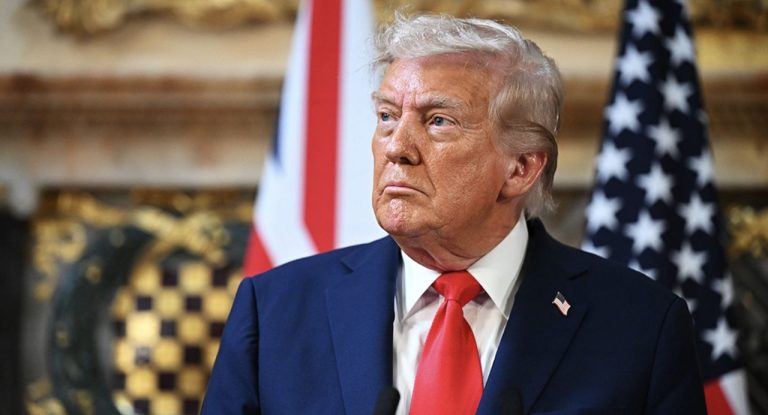 Трамп анонсировал новые массированные удары по территории Ирана в ближайшие часы: «Смотрите, что сегодня произойдет»