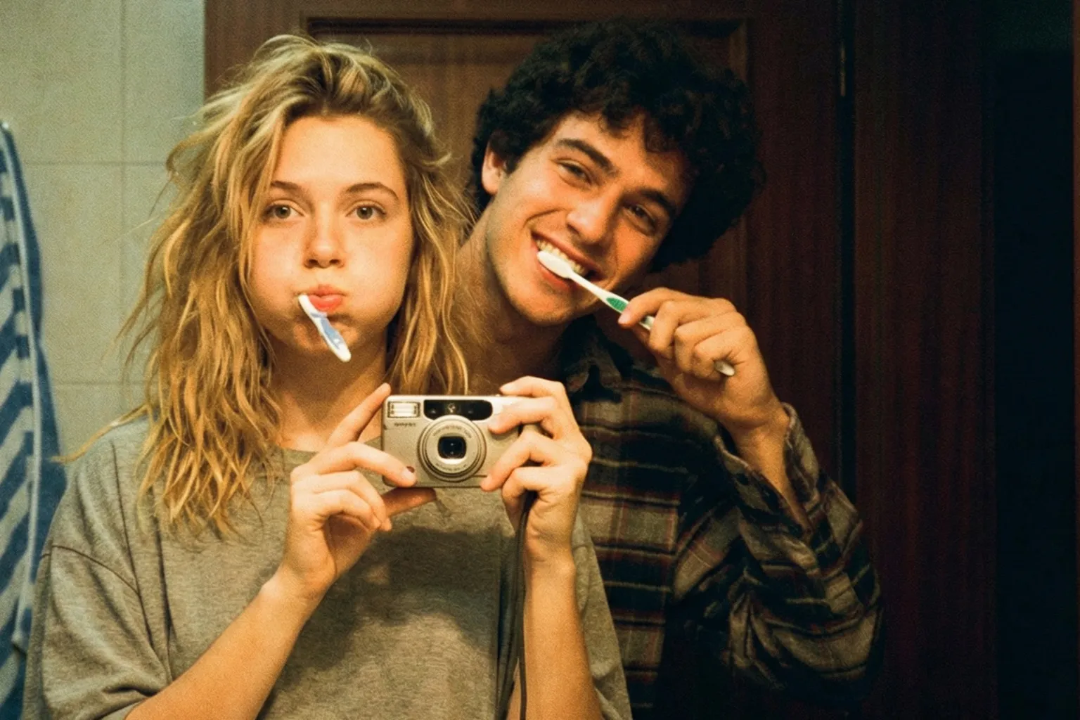 5 простых привычек, которые помогут сохранить зубы здоровыми и предотвратить кариес