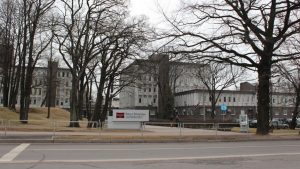 Ryanair в летнем сезоне отменяет полеты из Риги по шести направлениям