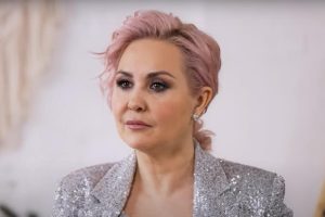 Она получила «Оскар» за фильм «Хэмнет», но именно этот сериал положил начало её актёрской карьере