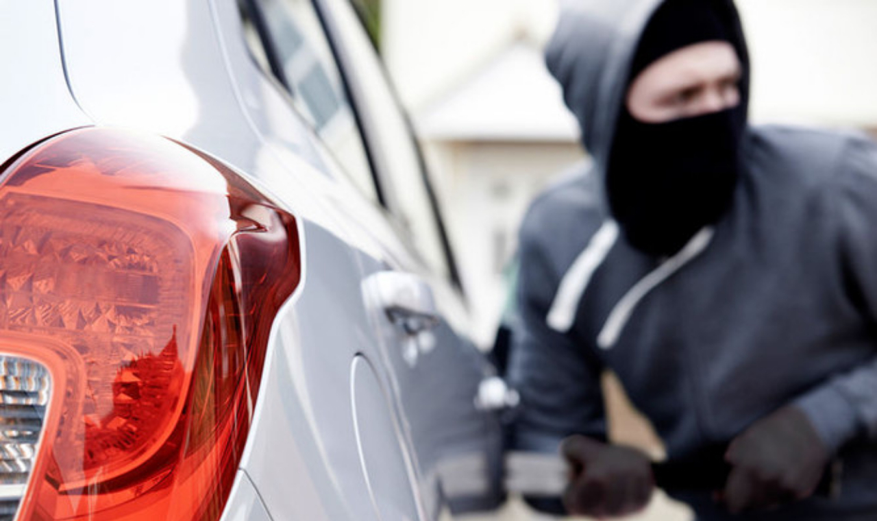 Если у вас такая машина - стоит быть внимательнее: полиция назвала самые угоняемые авто в Латвии