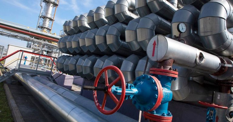 Нефть по 180 долларов: в Саудовской Аравии оценили последствия закрытия Ормузского пролива