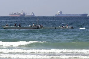 Красота с риском: ученые нашли опасные химикаты в наращенных волосах