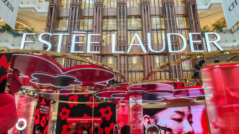 Estée Lauder ведёт переговоры о слиянии с Puig на 35 млрд евро