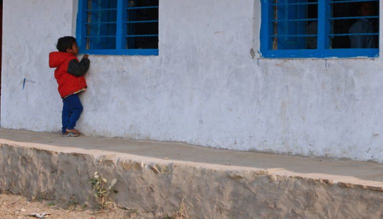 Глобальный мониторинг от ЮНЕСКО: каждый шестой ребёнок в мире не ходит в школу