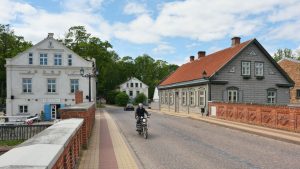 В Латвию совершит официальный визит президент Молдовы: в повестке - безопасность и евроинтеграция