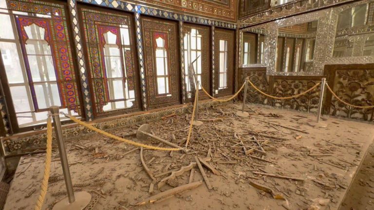 Дворец иранских шахов Голестан в Тегеране поврежден в результате авиаударов