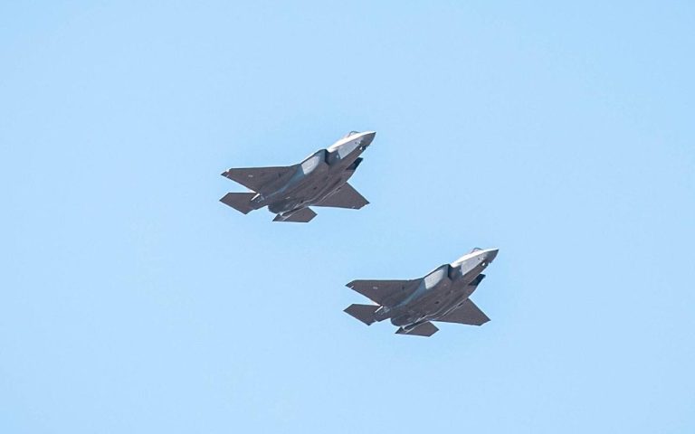 Что за шум? Над Ригой и Лиелварде прошли низковысотные полёты истребителей NATO