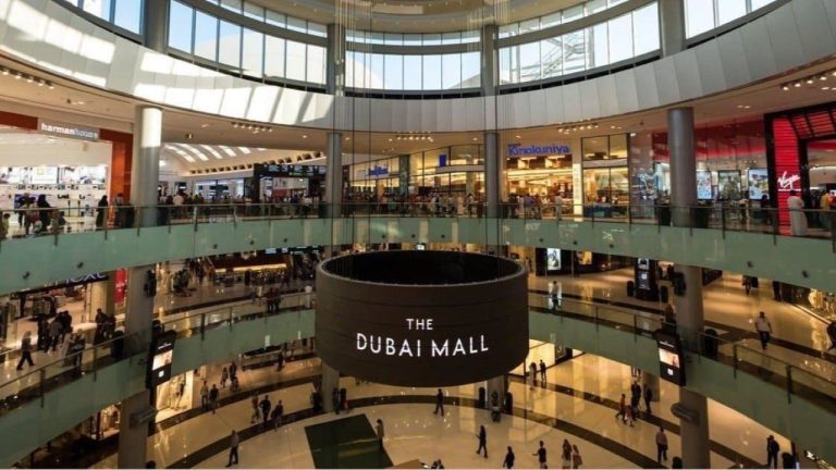 Мировые бренды массово приостанавливают работу в Дубае и странах Персидского залива