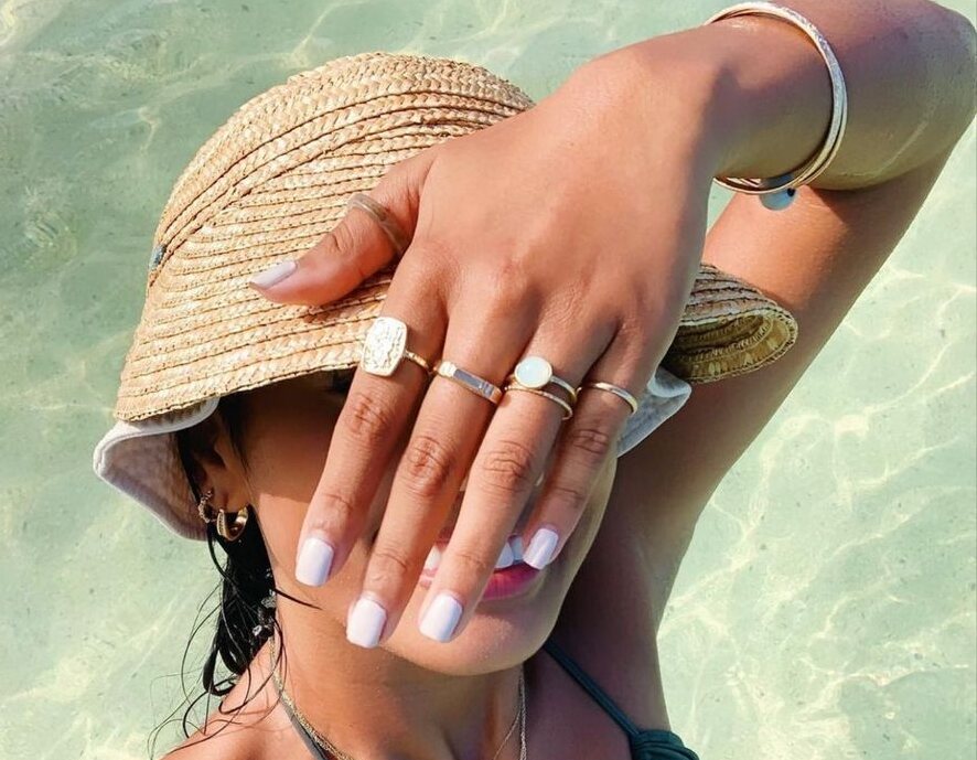 Маникюр 2026: эти цвета ногтей уже вышли из моды - стилисты советуют другие