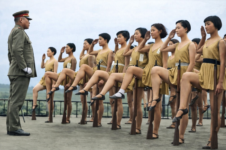 Жизнь до сторис: архивные кадры, где всё настоящее