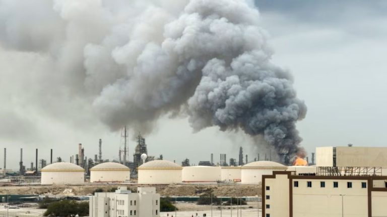 В Бахрейне в результате атаки дрона пострадали 32 человека, в том числе четверо детей