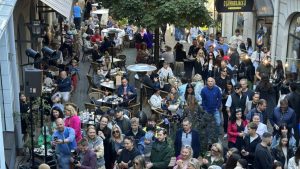 Критически не хватает финансирования на лекарства для онкобольных: президент обсудит вопрос с ответственными лицами