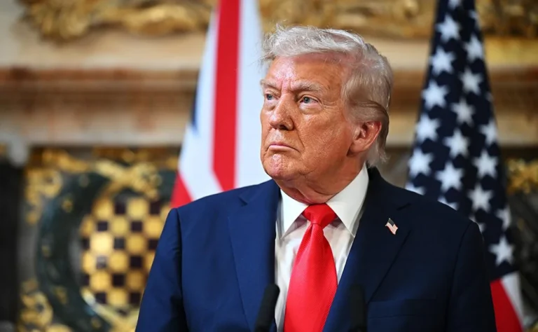 США вводят блокаду Ормузского пролива по приказу Трампа после провала переговоров с Ираном