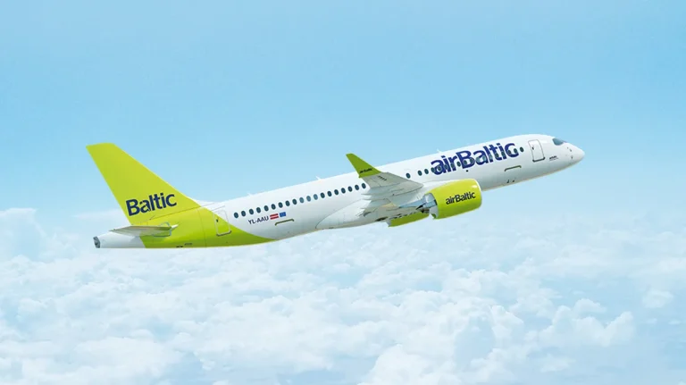 Топливный кризис угрожает авиаперевозкам: airBaltic уже меняет рейсы из Риги