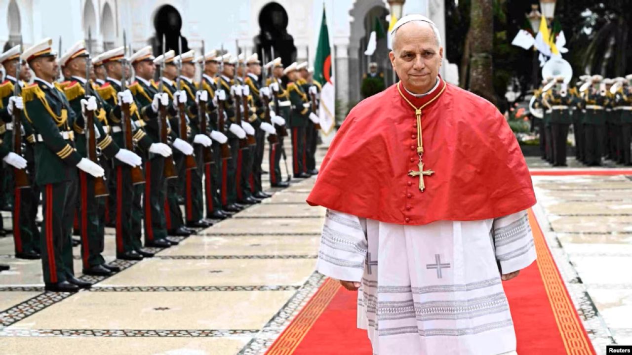 Папа римский Лев XIV отправился в масштабное турне по Африке