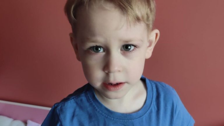 «Зеленая лампа»: на оплату лечения 5-летнего Даниэля не хватает 2700 евро, акция помощи продлена