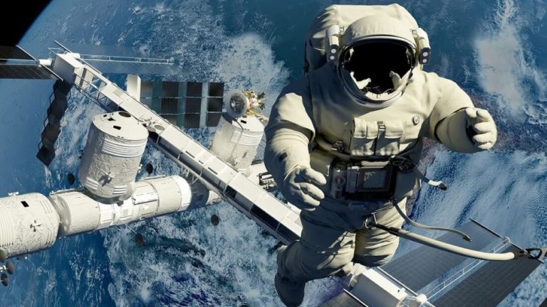 Сколько платят за полет к Луне: раскрыты зарплаты астронавтов NASA