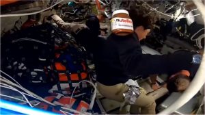 Грабители захватили 25 заложников в банке Неаполя и скрылись через канализационный туннель