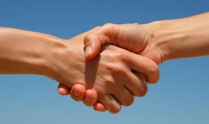 Тело врать не умеет: что ваши руки рассказывают миру (и вам самим)