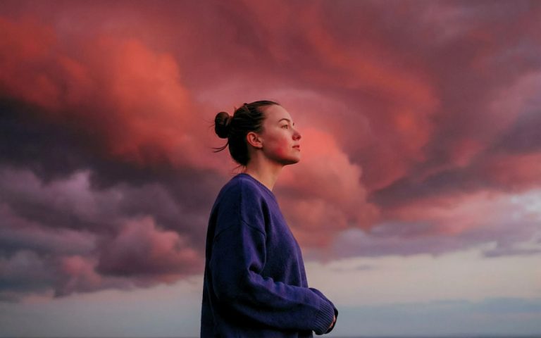 🔮 Тайный код даты рождения: что уходит из вашей жизни прямо сейчас - и почему это к лучшему