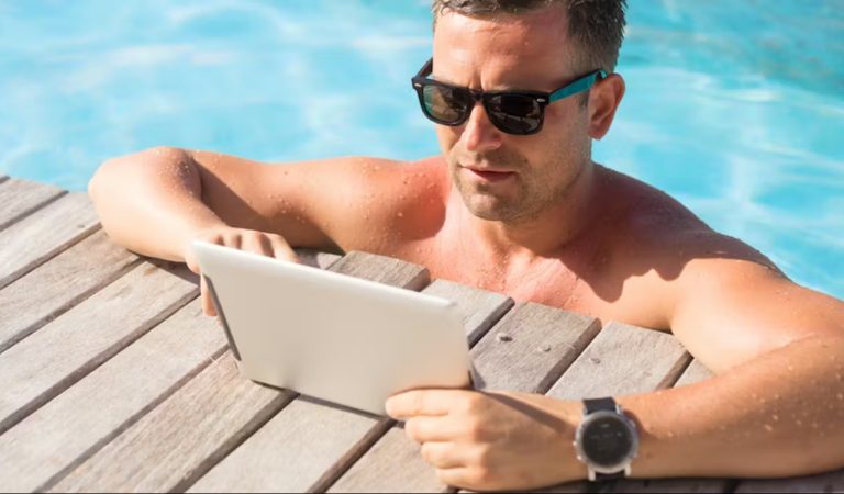 Они не умеют отдыхать: 4 знака Зодиака, для которых отпуск - стресс