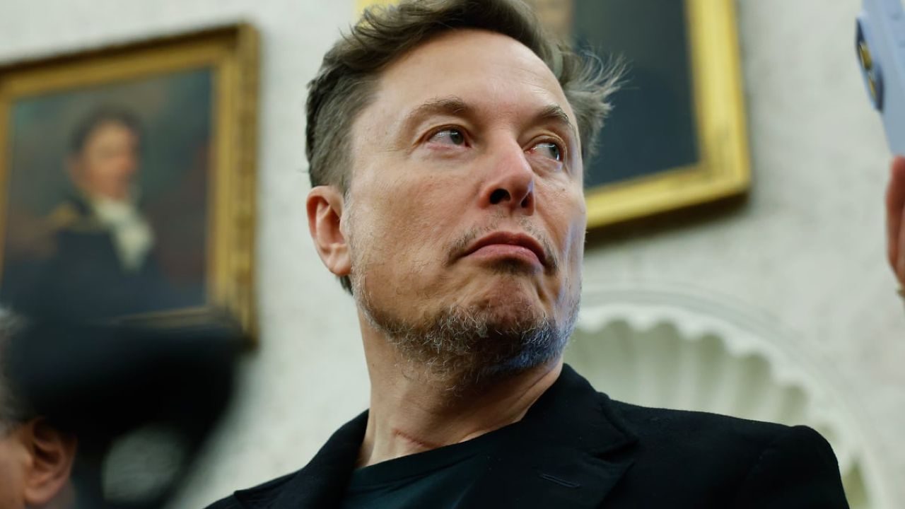 Илон Маск не явился в прокуратуру Парижа на допрос по делу алгоритмов X