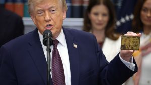 Нефть марки Brent преодолела отметку в 100 долларов на фоне провала переговоров США и Ирана