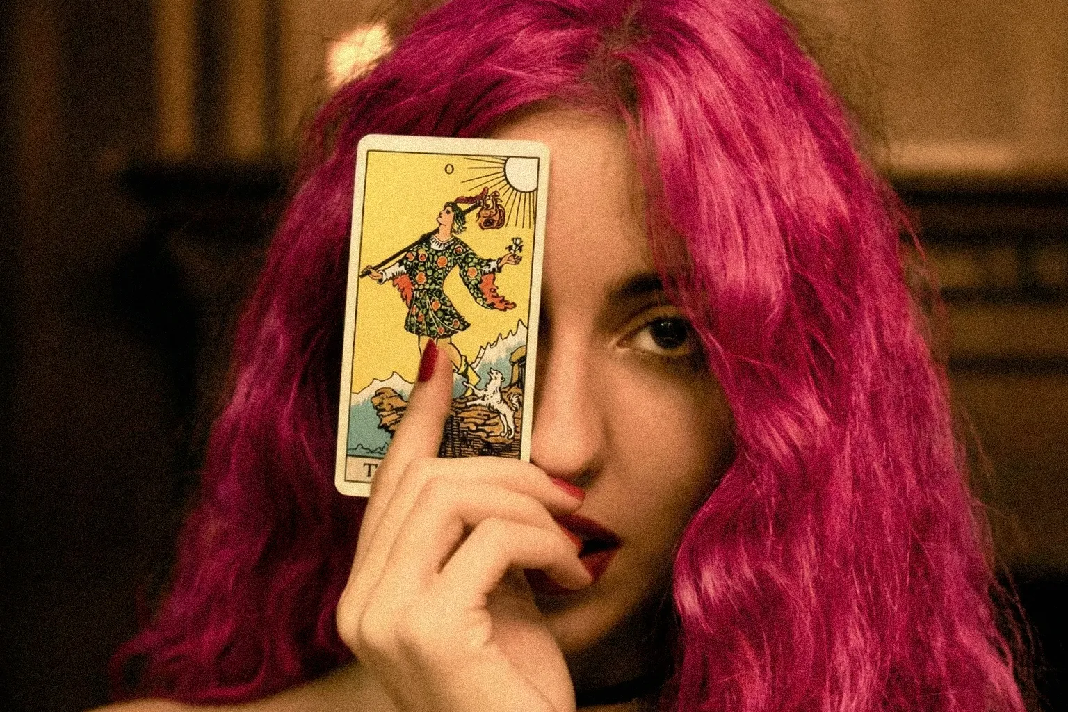 🔮 Эти 3 месяца рождения ждут резкие перемены в карьере: таро подсказывает, как не ошибиться