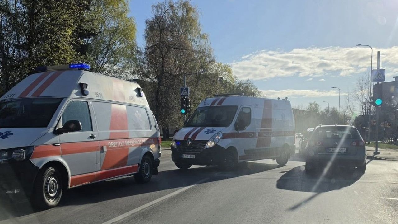 В Литве подросток пришел в гимназию с ножом и напал на учеников: ранены трое