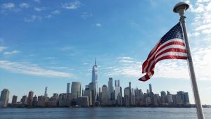 Массовая авария на гонке NASCAR в Алабаме: на трассе столкнулись 27 машин