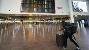 «Это тщеславие»: в США раскритиковали идею разместить лицо Трампа на паспортах