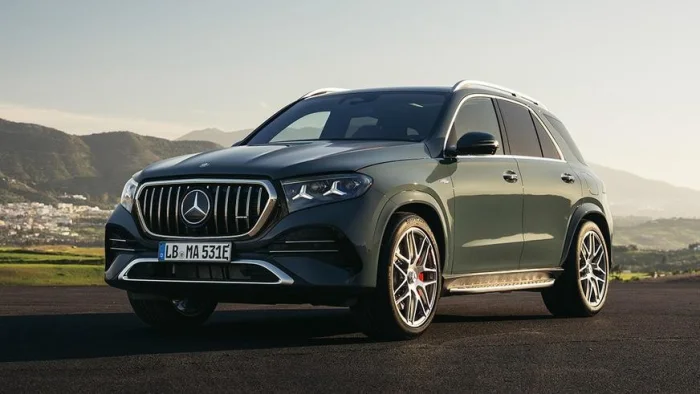 Тейлор Свифт поддержала кандидатуру Камалы Харис как «бездетная кошатница»