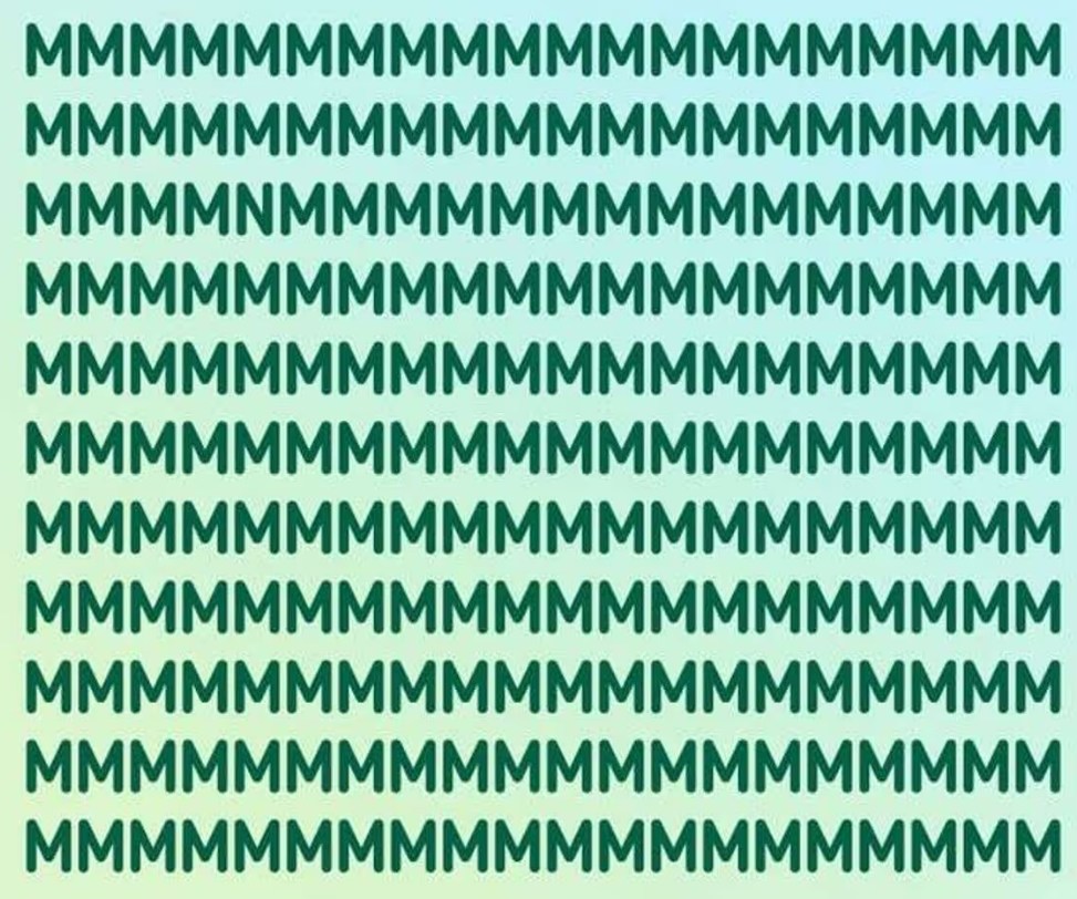 Множество одинаковых букв M на светлом фоне, среди которых спрятана одна буква N - визуальная головоломка на внимательность