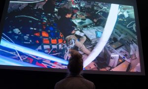 Новая лунная гонка началась между США и Китаем за право обладания ресурсами спутника