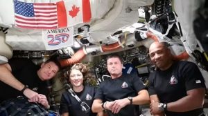 Рекорд, тишина и слёзы в космосе: 5 самых сильных моментов миссии Artemis II