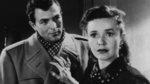 Кто чаще сплетничает за спиной на работе? Астрологи назвали главных интриганов зодиака!